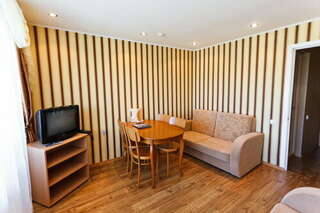 Гостиница Баргузин Улан-Удэ Люкс двухместный-1